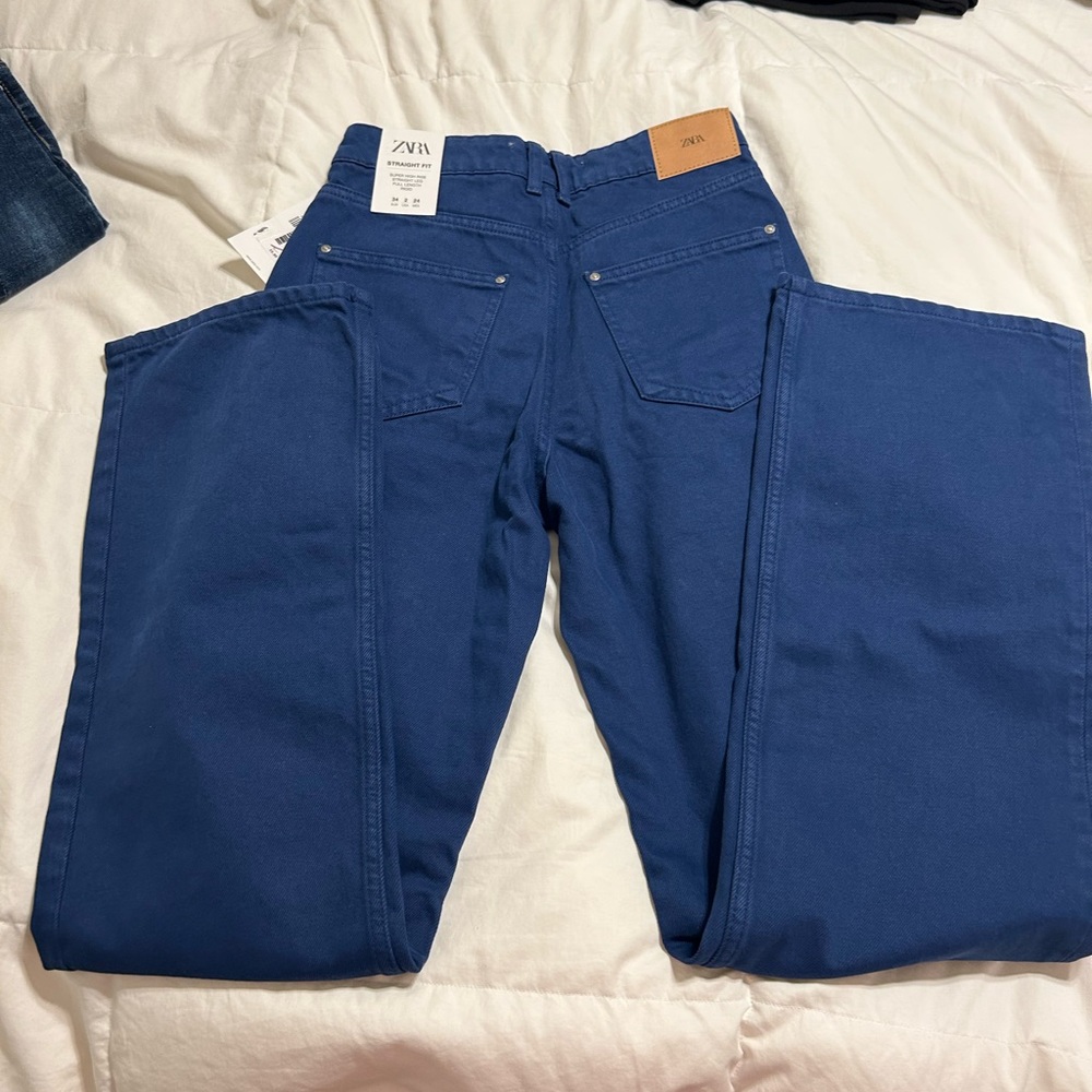 Zara, NWT straight fit. Blue jeans size 2/4 (34)